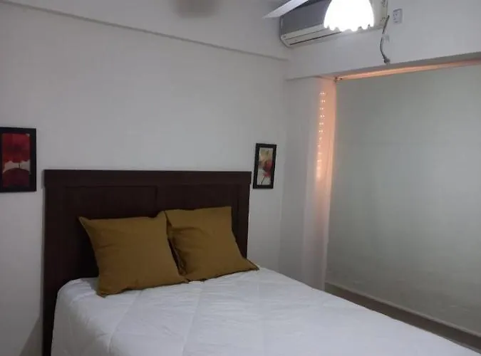 Depto Centrico Con Cochera En Corrientes-Las Leonoras-